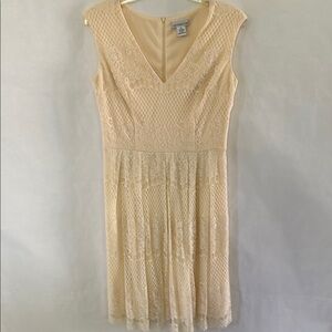 Liz Claiborne Cream (Ivory) Lace Dress Size 4